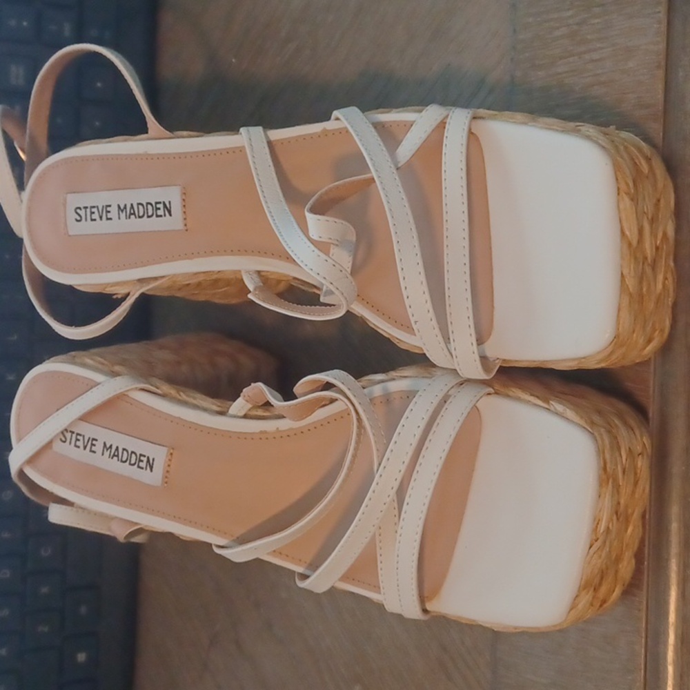 Steve Madden Women's Belise Strappy Platform Espadrille Sandals - Picture 3 of 8